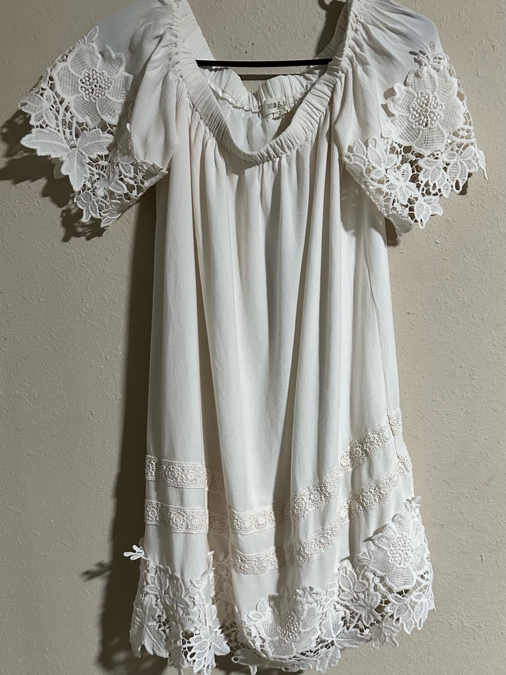 Taylor & Sage Cream Off-Shoulder Crochet-Trim Midi Dress